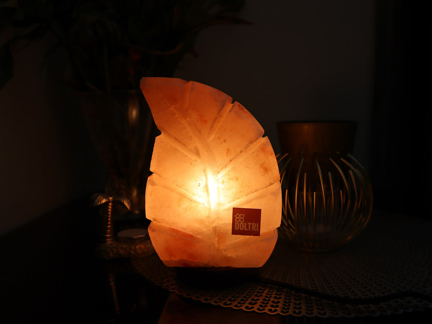 Natural Himalayan Salt Lamp – Purify Air & Enhance Home Ambience