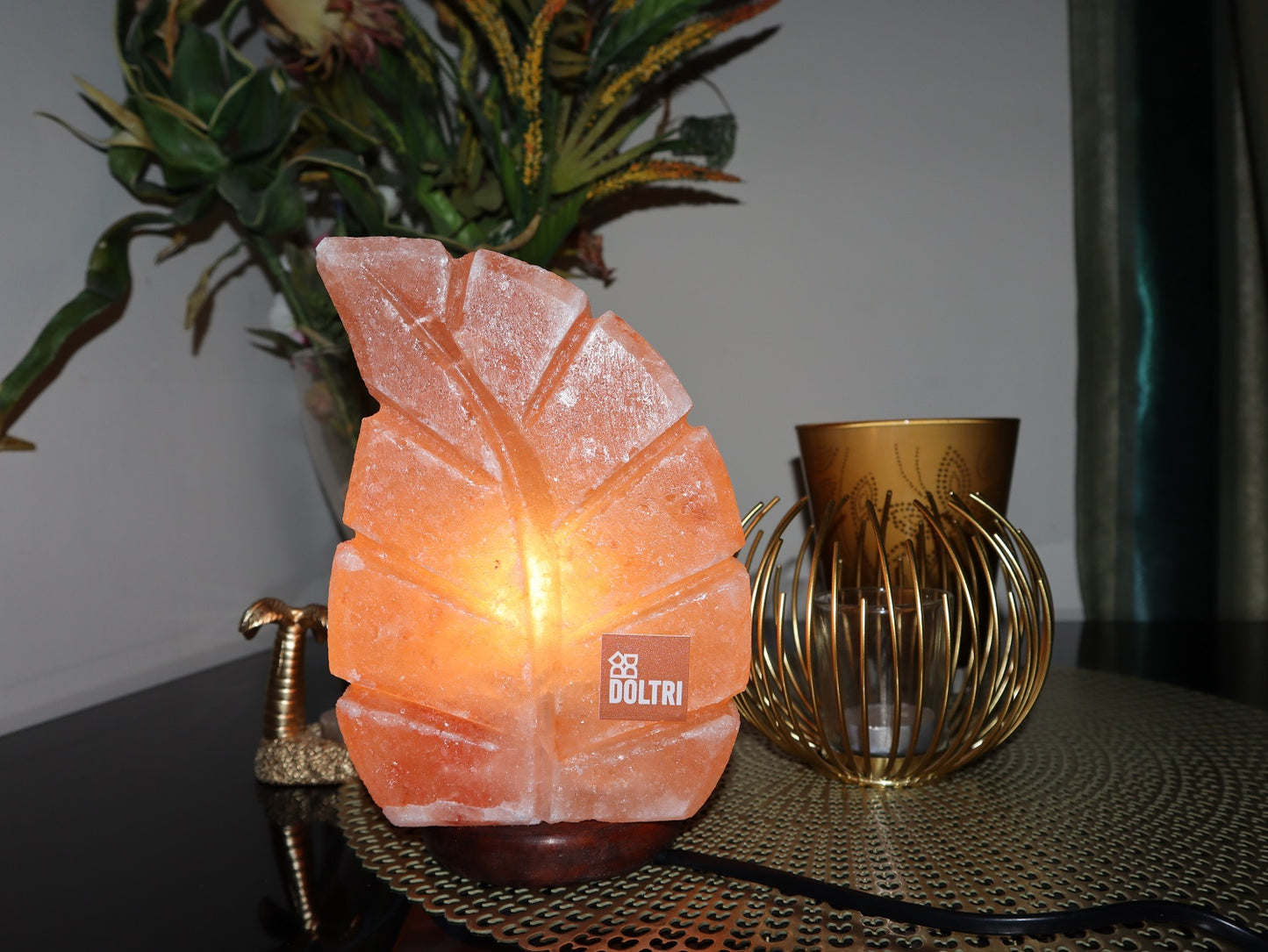 Natural Himalayan Salt Lamp – Purify Air & Enhance Home Ambience